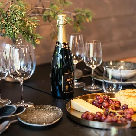 Luxurious Rakka Suites, Ylläs *
