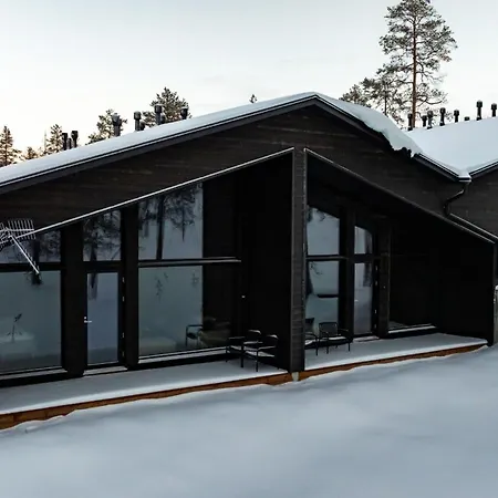 Luxurious Rakka Suites, Yllaes 아파트 *