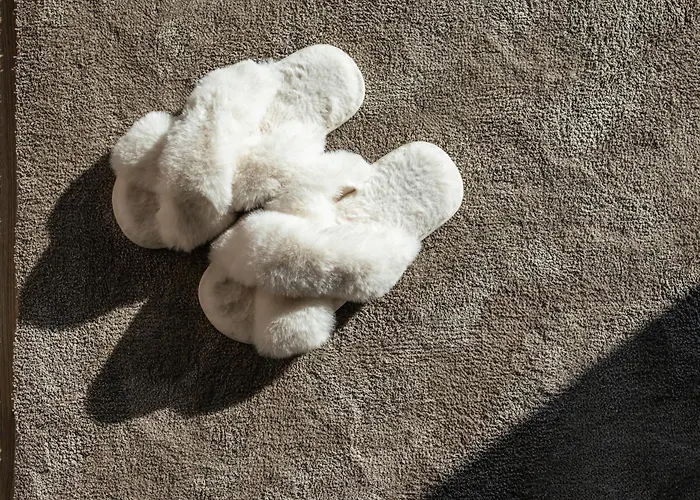 Luxurious Rakka Suites, Yllaes *