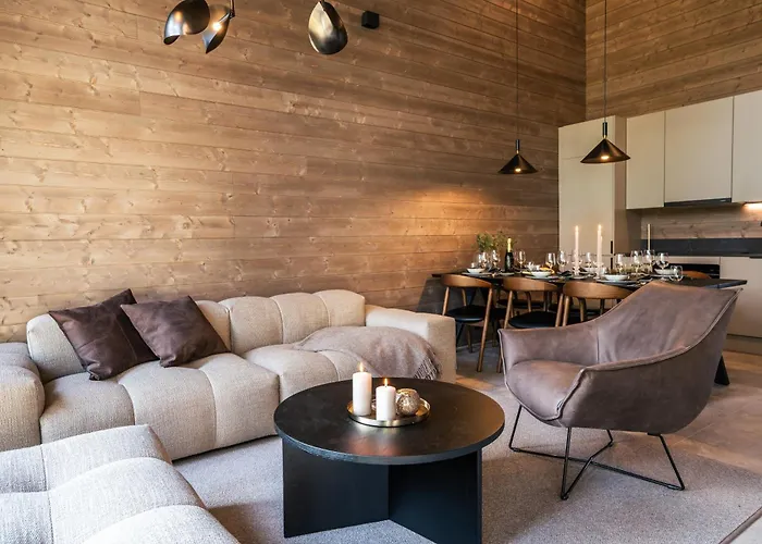 Luxurious Rakka Suites, Yllaes